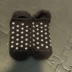 Pure Barre Socks-size Medium- Daisies